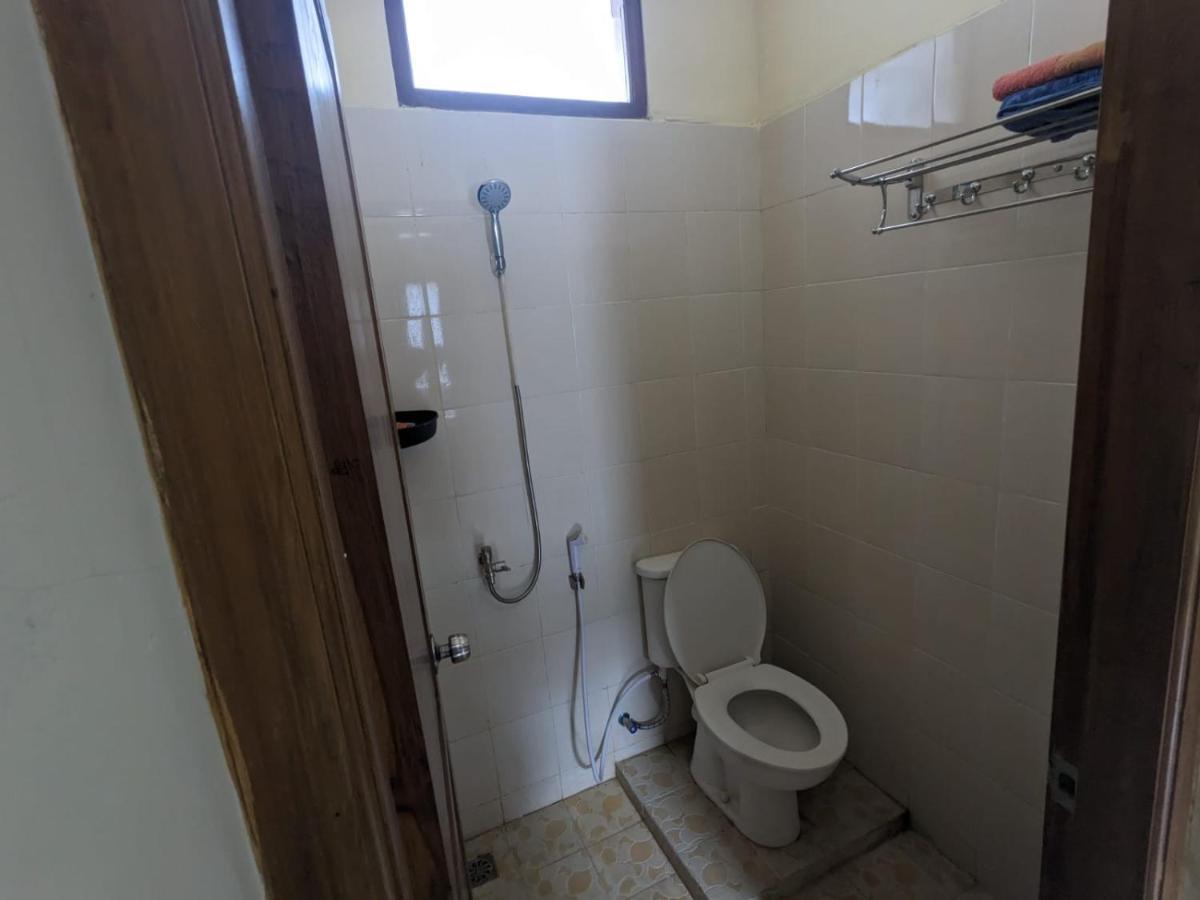 Rumah Pagar Merah Homestay Yogyakarta Exteriör bild